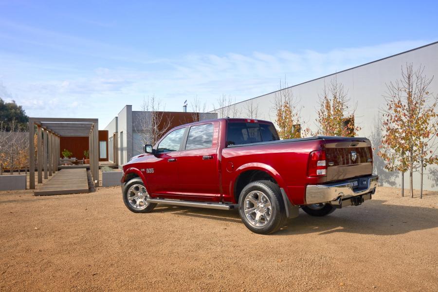  Ram 1500 Laramie Crew Cab (DS) 2018 года  (AU) (фото 18 из 52)